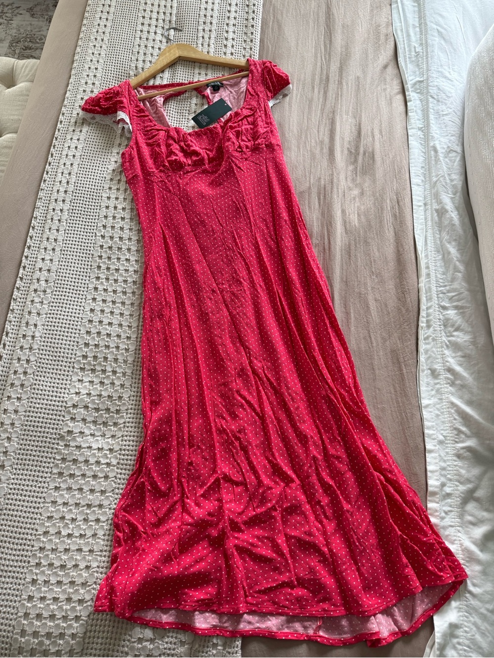 NEW‎ wild fable Red Polka Dot Midi Dress Size M